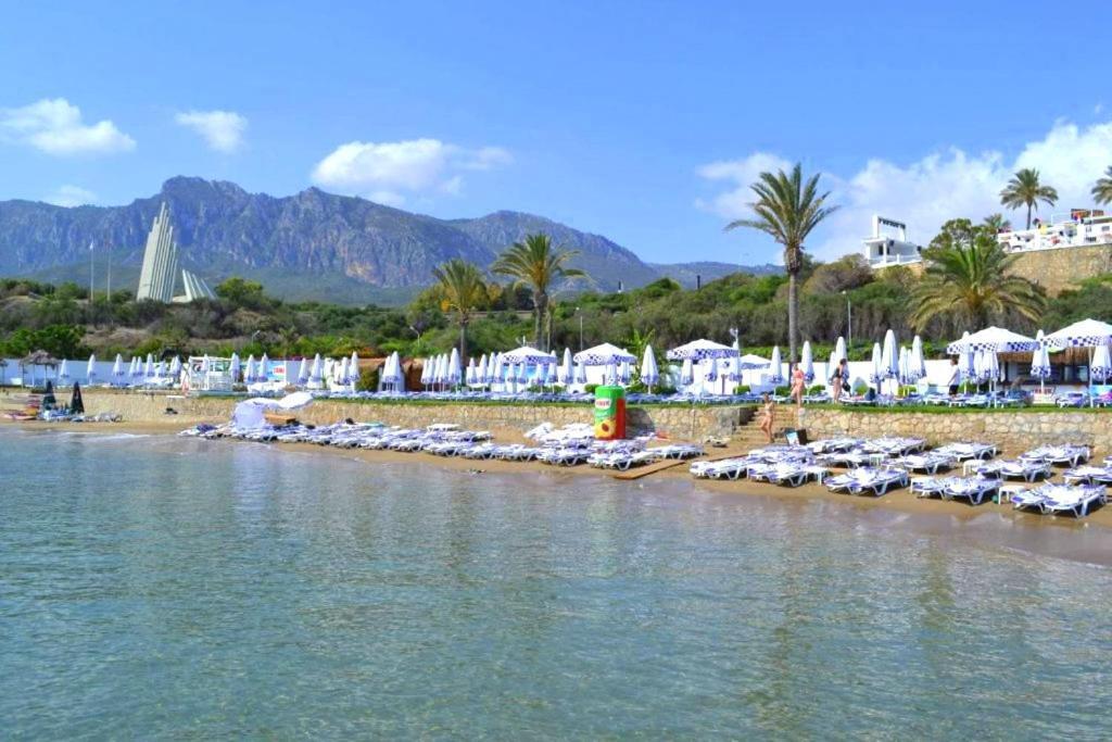 Aparthotel Sea & Sky At Escape Beach Kyrenia  Exteriér fotografie